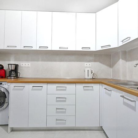 Victoria Best Apartments เอเธนส์ ภายนอก รูปภาพ